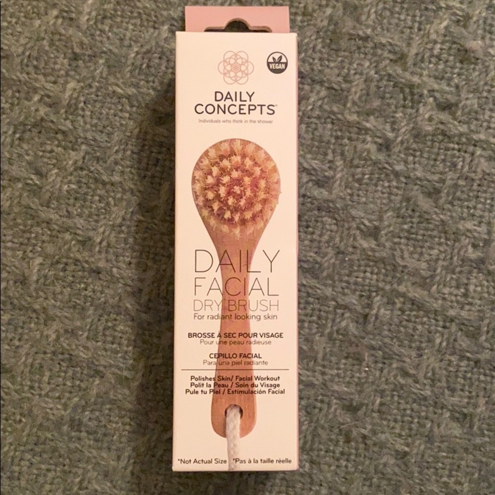 Daily Facial Dry Brush